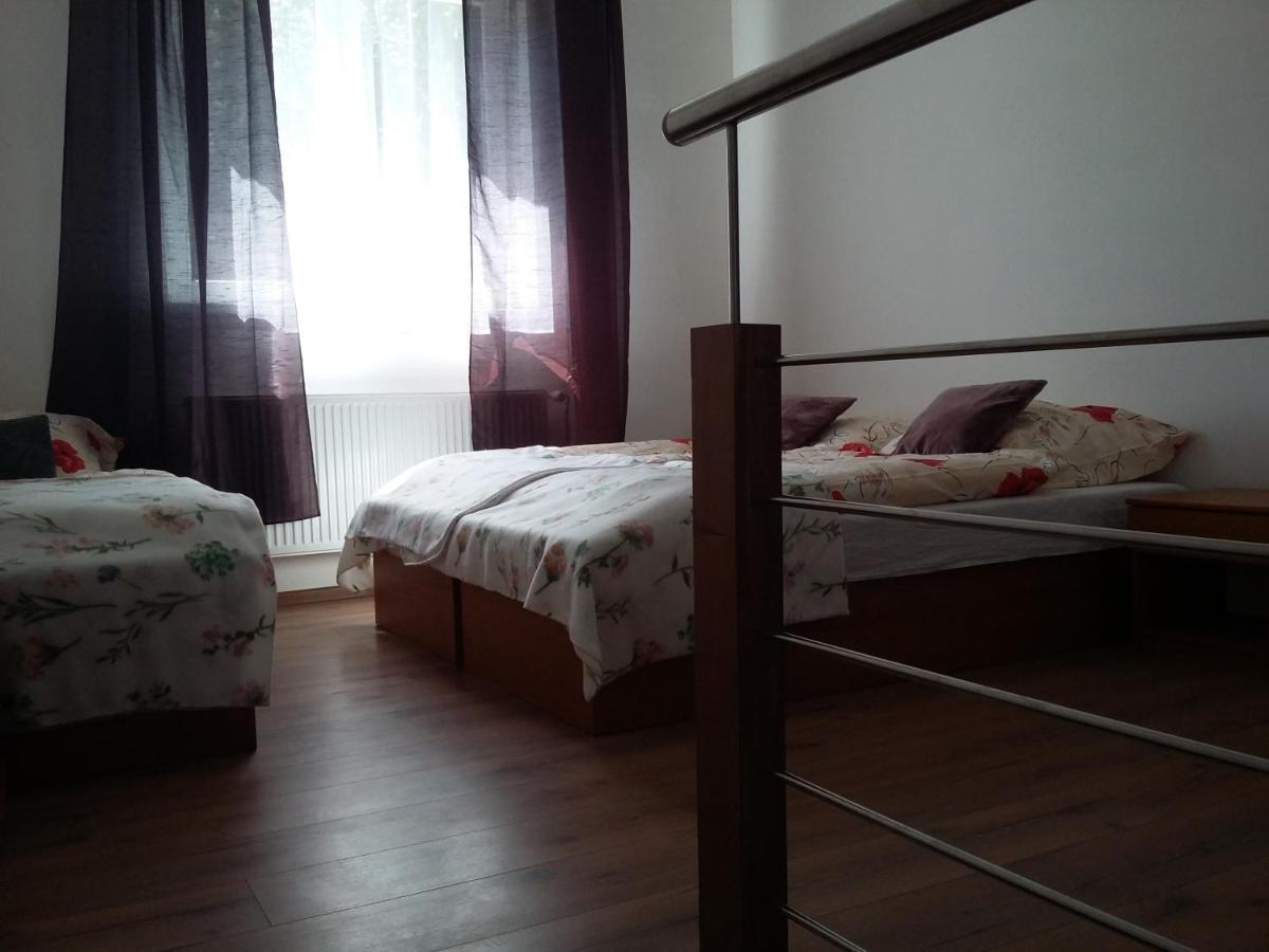 Penzion Smrekovica Ruzomberok Esterno foto