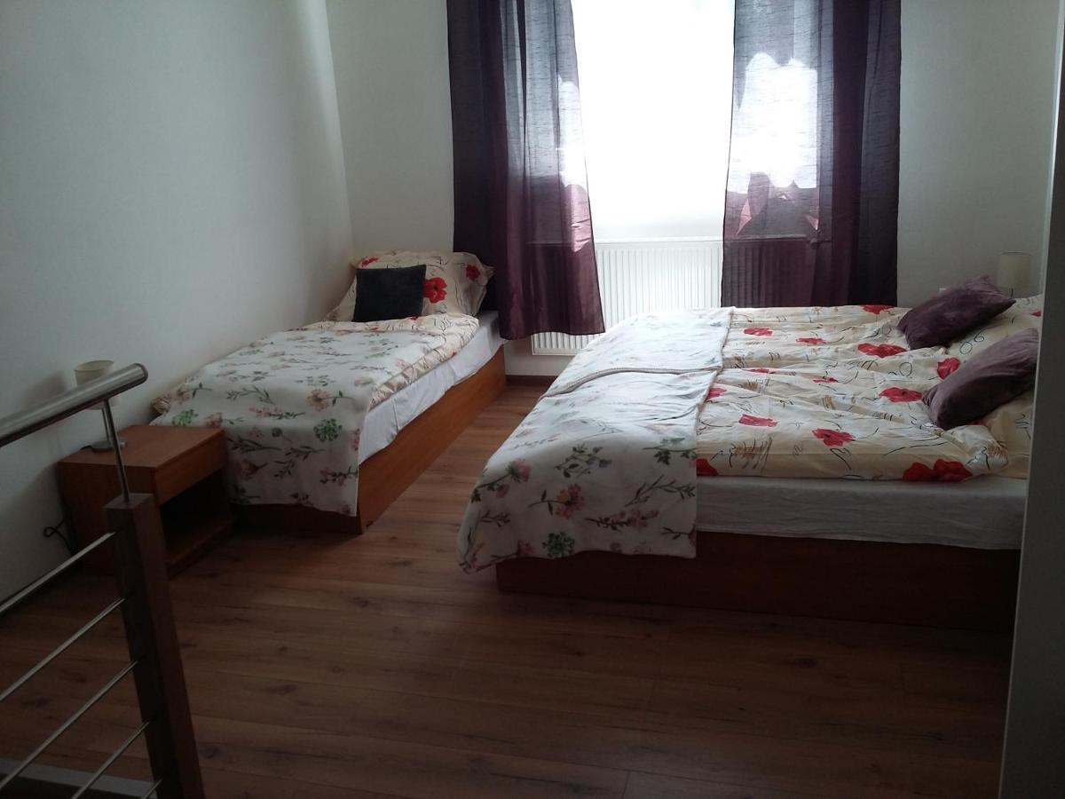 Penzion Smrekovica Ruzomberok Esterno foto